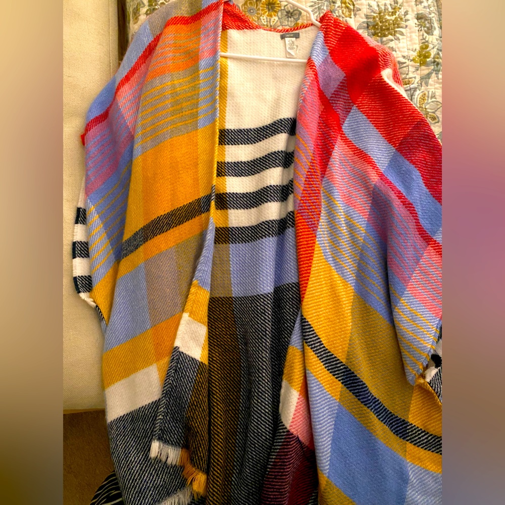 Aerie blanket poncho